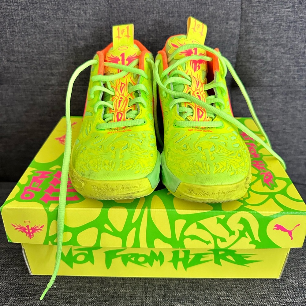 KIDS PUMA LAMELO BALL MB.04 BASKETBALL SHOES